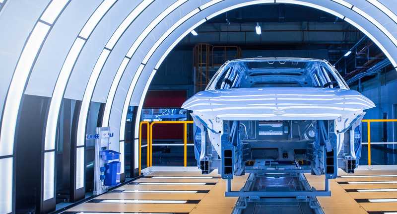  中国汽车产业高光时刻，国产汽车漆迎来突围关键期：外资垄断隐忧渐显，新能源汽车赛道注入新活力 汽车科技