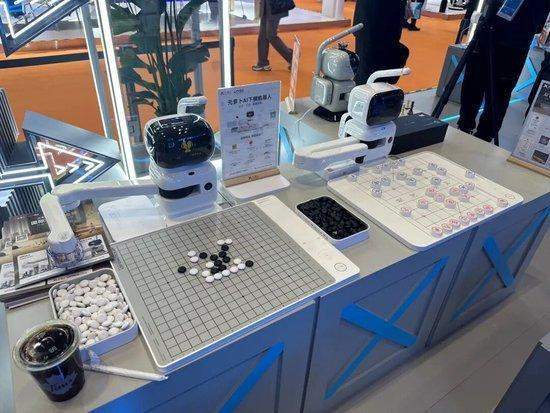  【悬念拆解】商汤市值缩水之谜：AI巨人为何跑不赢后来者？ IT技术