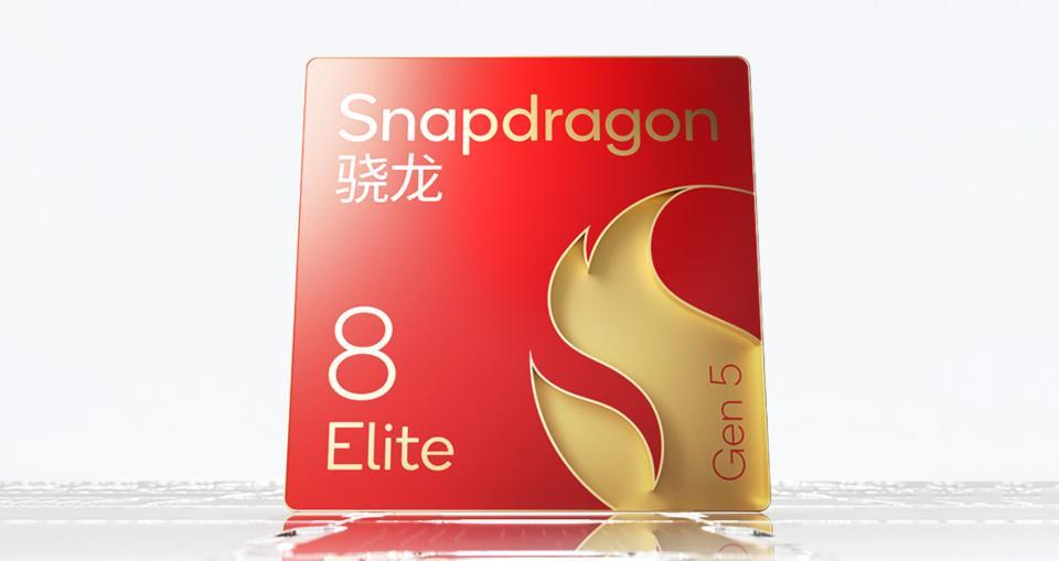  【年度旗舰·影像革新】OPPO Find X9 Ultra：骁龙8至尊版加持下的全焦段四摄系统深度解析 手机评测