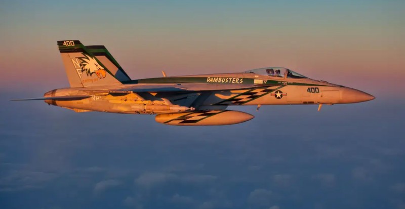  穿透战场数据迷雾：从美伊冲突复盘现代战争形态的深层变革 新闻