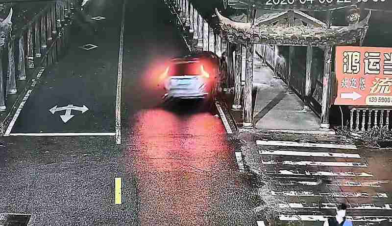  【技术解析】福建汀宁桥坠河事故车辆轨迹异常：五大关键维度深度推演 汽车科技